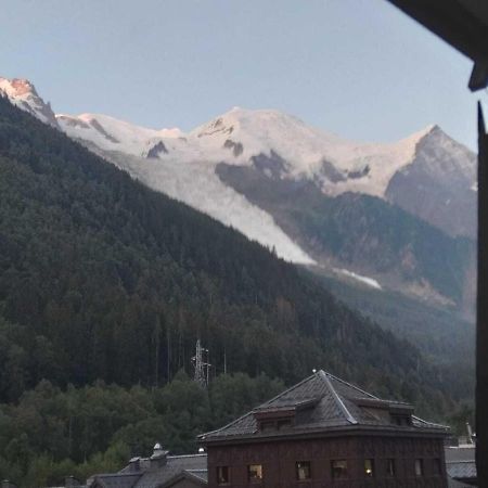 Cocon Douillet Au Pied De L'Aiguille Du Midi Lägenhet Chamonix Exteriör bild